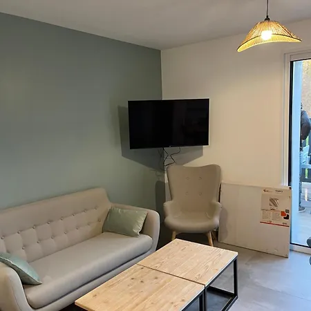 Les Palmiers Holiday home